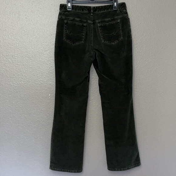 St. John's Bay Straight Leg Stretch Women's Olive Green Corduroy Pants Size 10 - Picture 8 of 16